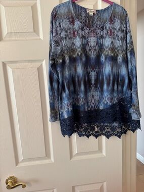 Blue Patterned Lace-Hem Blouse - Women